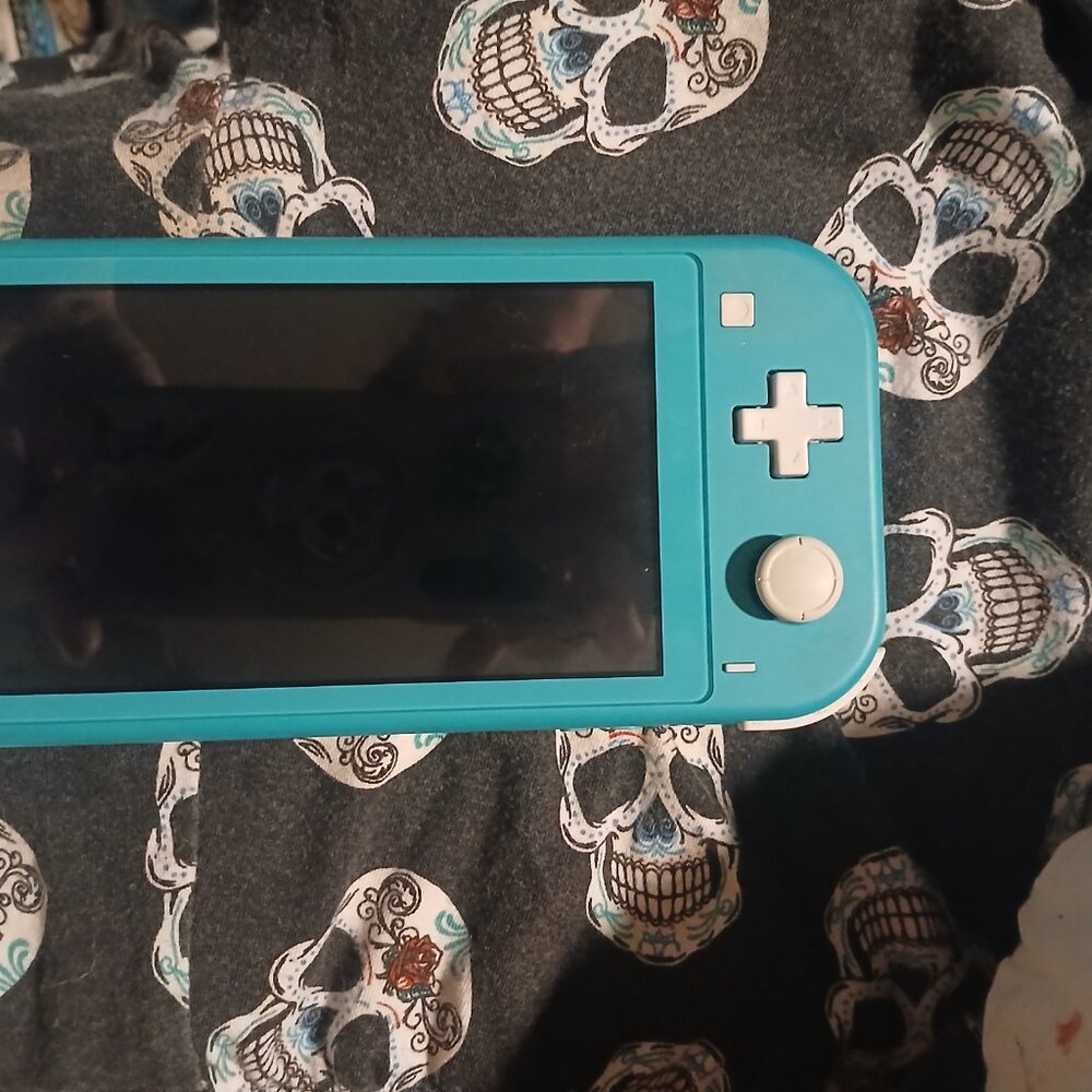 Nintendo switch - Picture 7 of 8